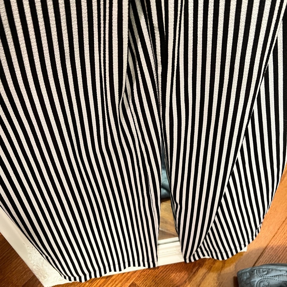 Haute Monde striped romper - Picture 5 of 6
